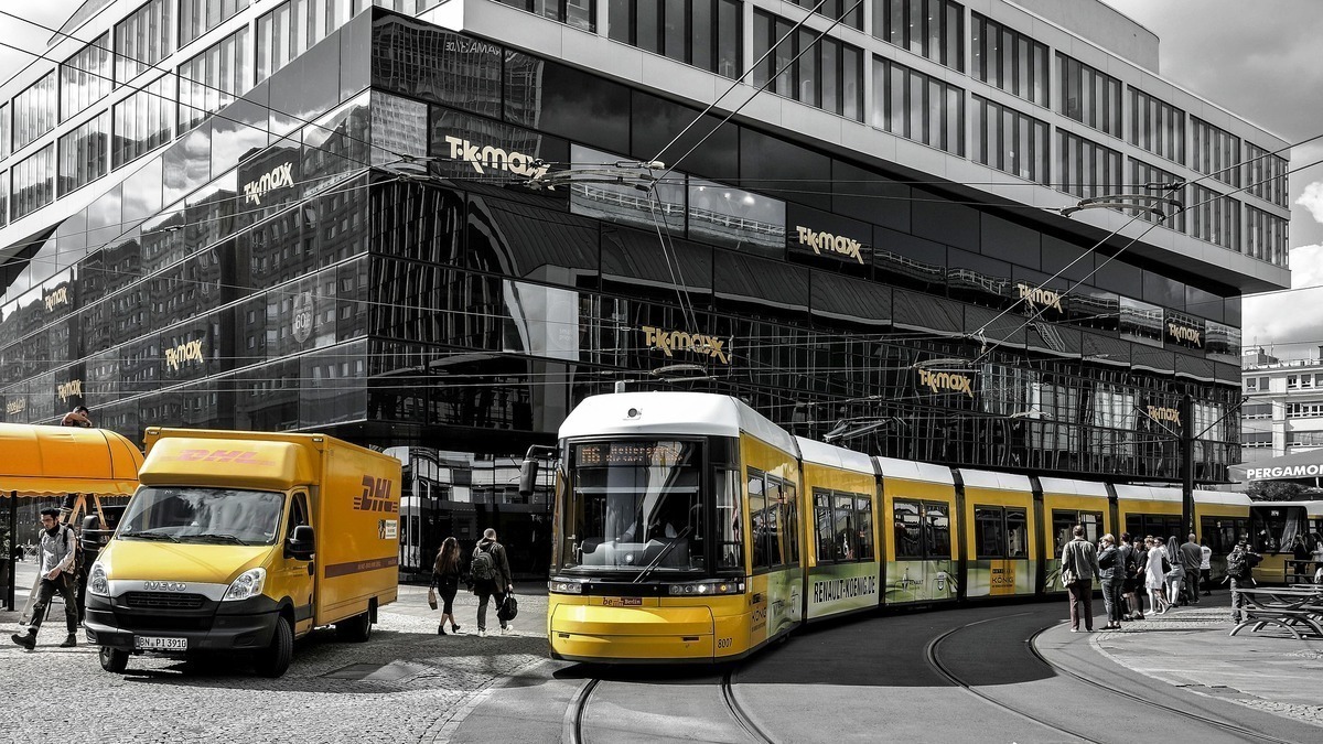 Mobilität & Verkehr in Schleswig – Anbindung, Parken und ÖPNV im Überblick